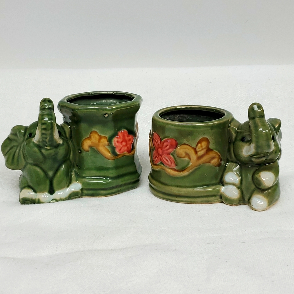 Vintage lucky elephant majoluca set of 2 small planters
